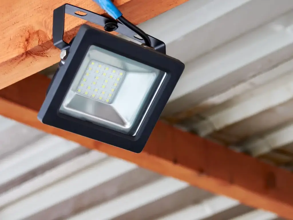 wosen flood light